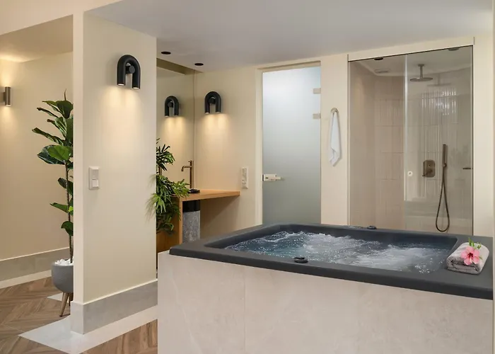 Hotel Dea Del Porto Wellness & *